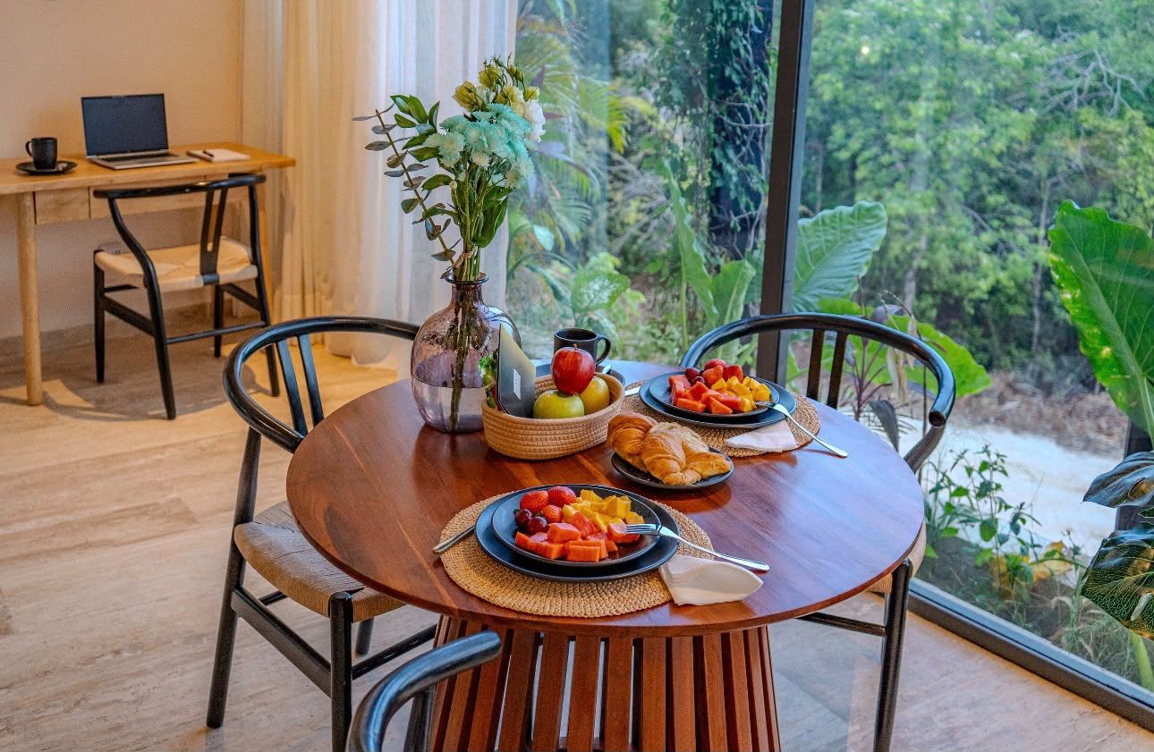 ISARA Tulum — Detalle de comedor